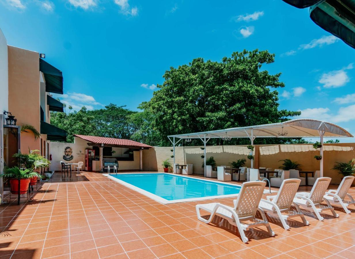 Hotel Siglo 21 Mérida Zewnętrze zdjęcie